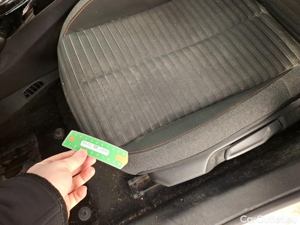  Peugeot  208  (e-) Active Business R 50kWh BVA / TRANSFO VP VF
 #23