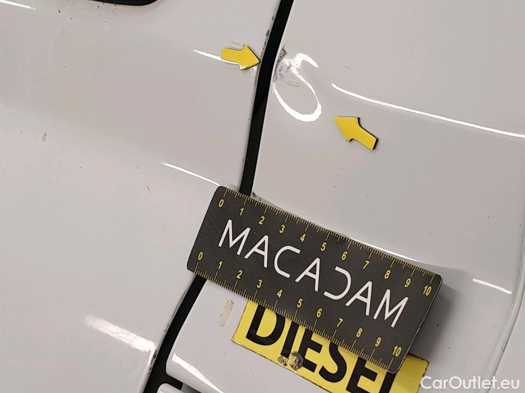  Fiat  Ducato FIAT  VU 4p Fourgon 30 M H2 20 Multijet 115 Pack Pro Nav #52