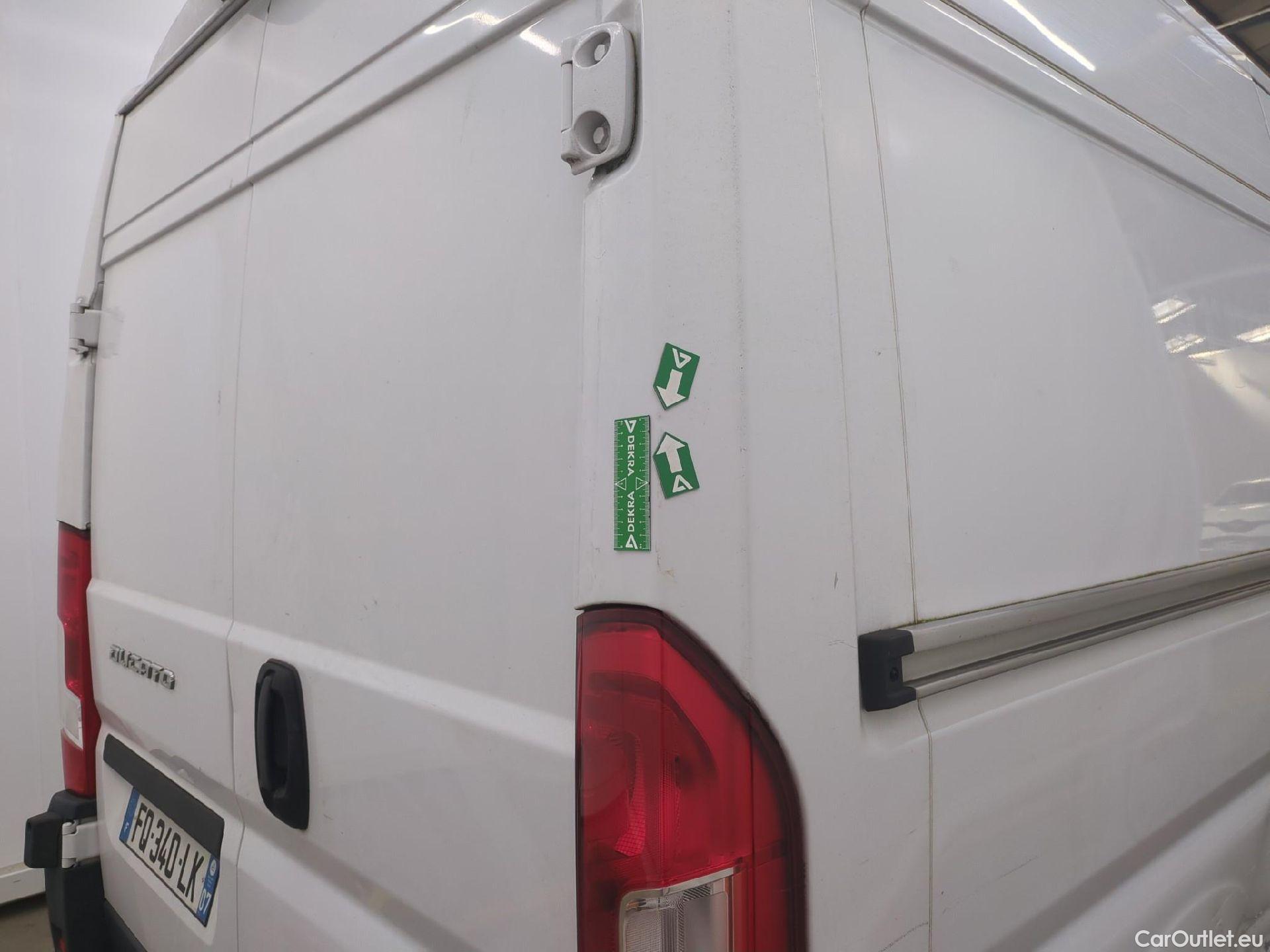  Fiat  Ducato FIAT  / 2014 / 4P / Fourgon tôlé 3.0 M H2 2.3 Multijet 120 Pack Pro Nav #45