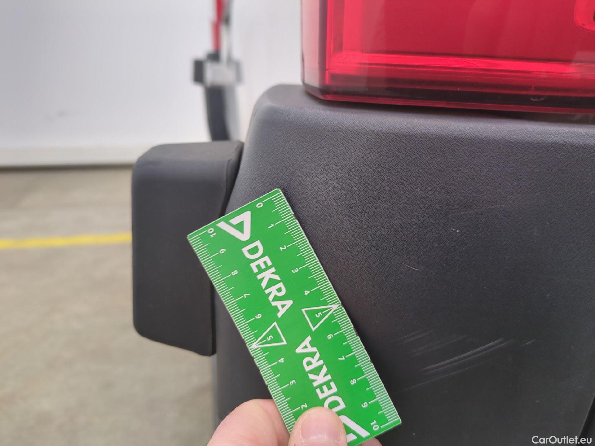  Fiat  Ducato FIAT  / 2014 / 4P / Fourgon tôlé 3.0 M H2 2.3 Multijet 120 Pack Pro Nav #44