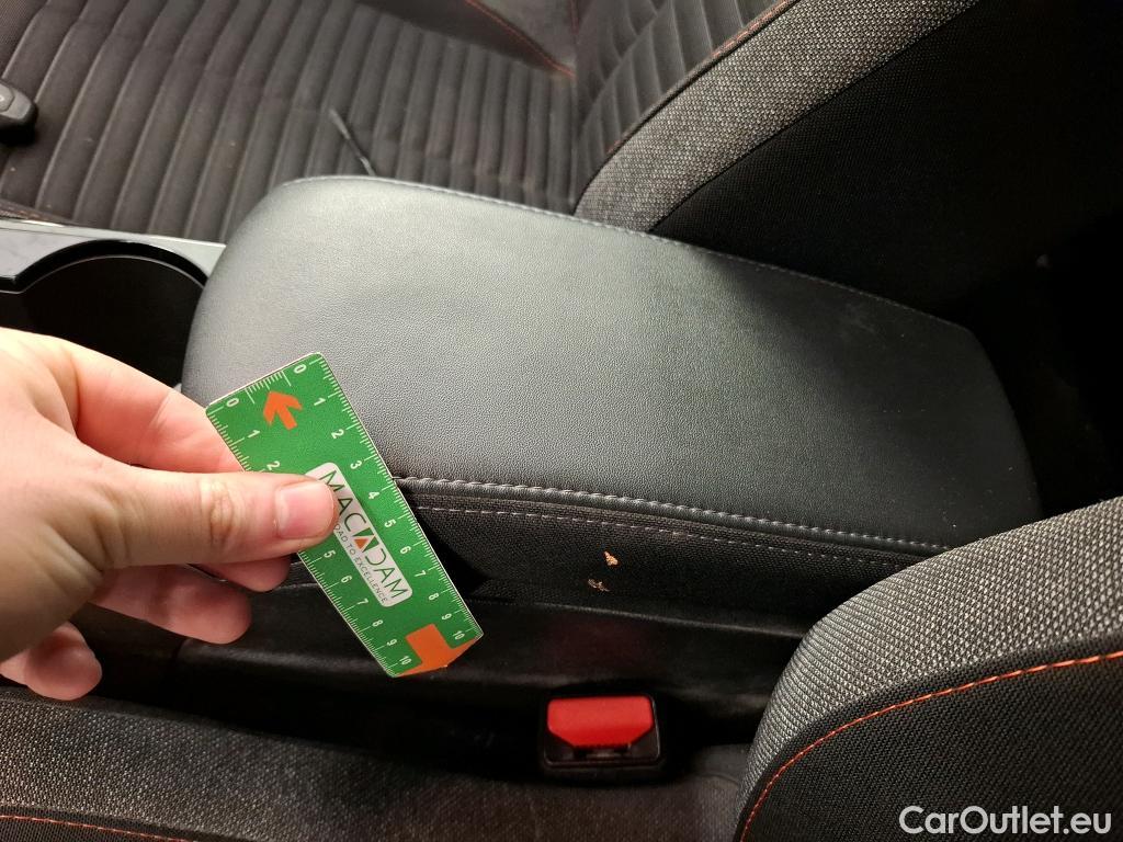  Peugeot  208  (e-) Active Business R 50kWh BVA / TRANSFO VP VF
 #24