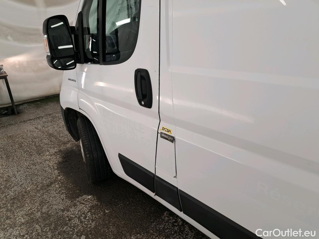  Fiat  Ducato FIAT  VU 4p Fourgon 30 M H2 20 Multijet 115 Pack Pro Nav #50