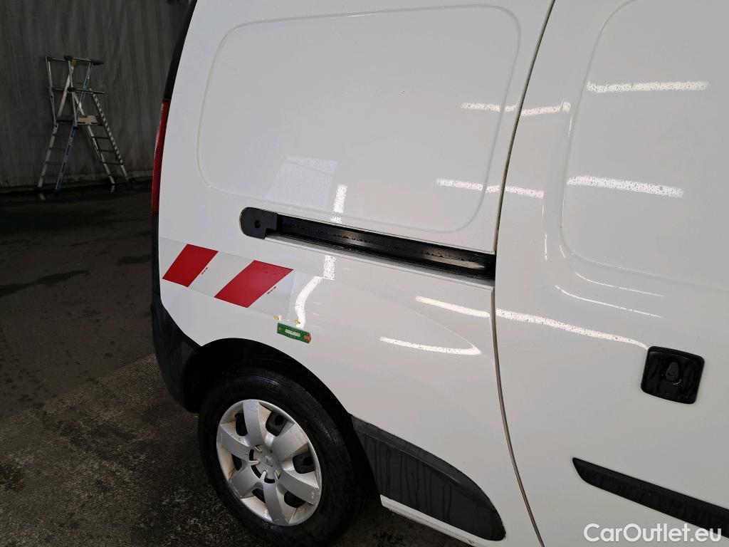  Renault  Kangoo  II Express Maxi Extra (Série Spéciale) 1.5 dCi 95CV BVM6 E6dT / VO RECONDITIONNE - PHOTOS AVANT RECONDITIONNEMENT #10
