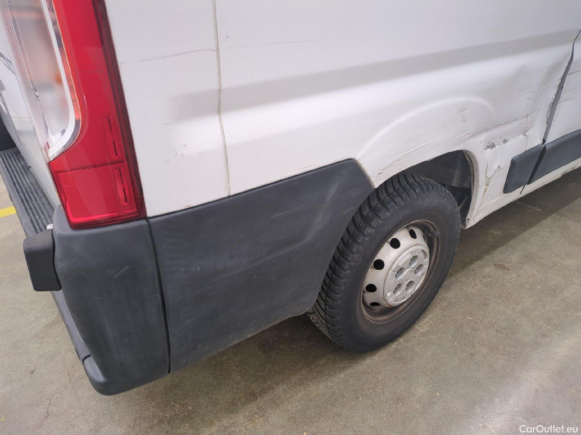  Fiat  Ducato FIAT  / 2014 / 4P / Fourgon tôlé 3.0 M H2 2.3 Multijet 120 Pack Pro Nav #57