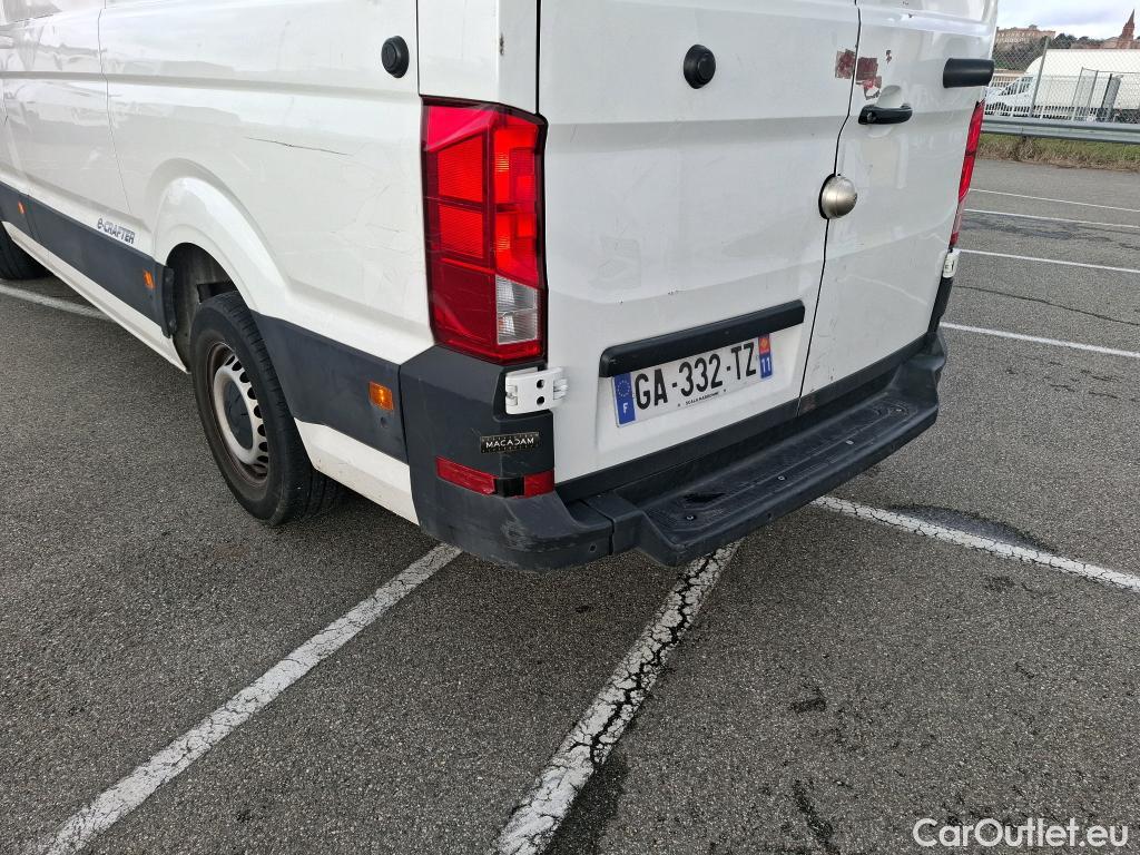  Volkswagen  Crafter  Fourgon e- 35 Fourgon mittellang Hochdach FWD 35kWh BVA #104