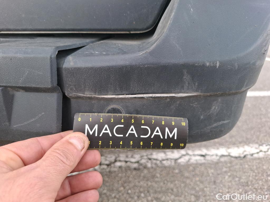  Volkswagen  Crafter  Fourgon e- 35 Fourgon mittellang Hochdach FWD 35kWh BVA #85