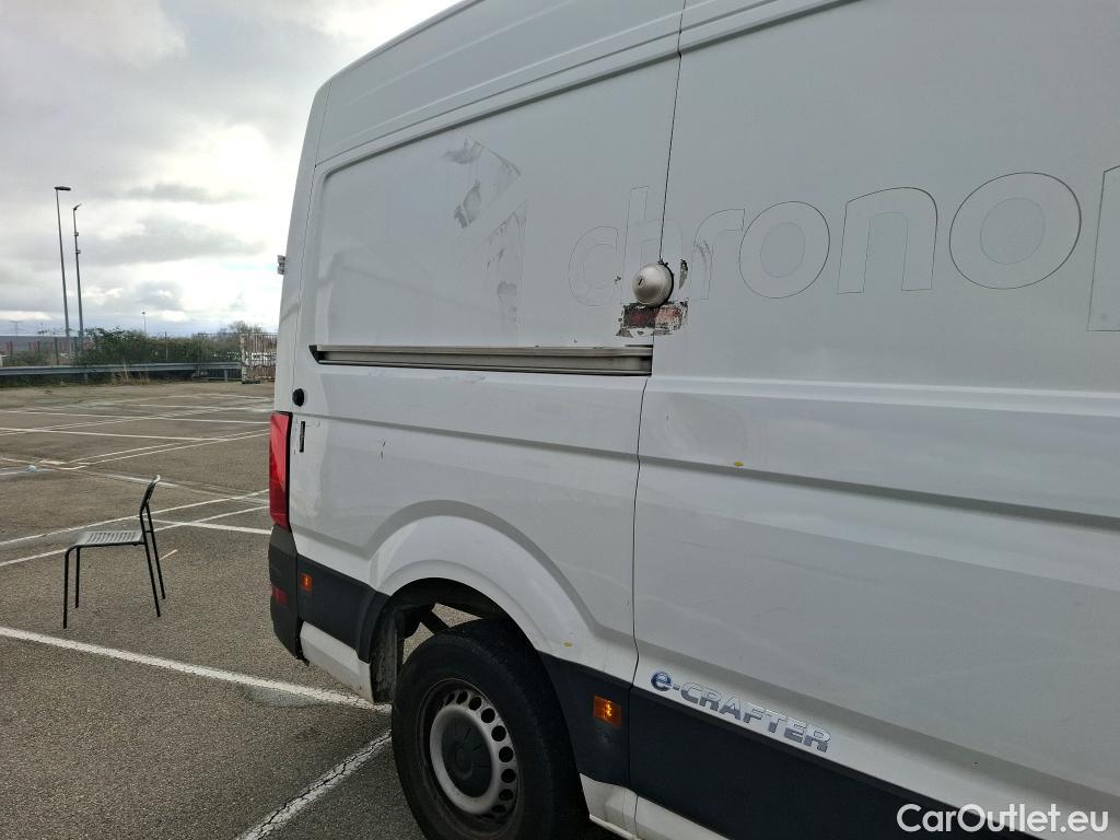  Volkswagen  Crafter  Fourgon e- 35 Fourgon mittellang Hochdach FWD 35kWh BVA #20