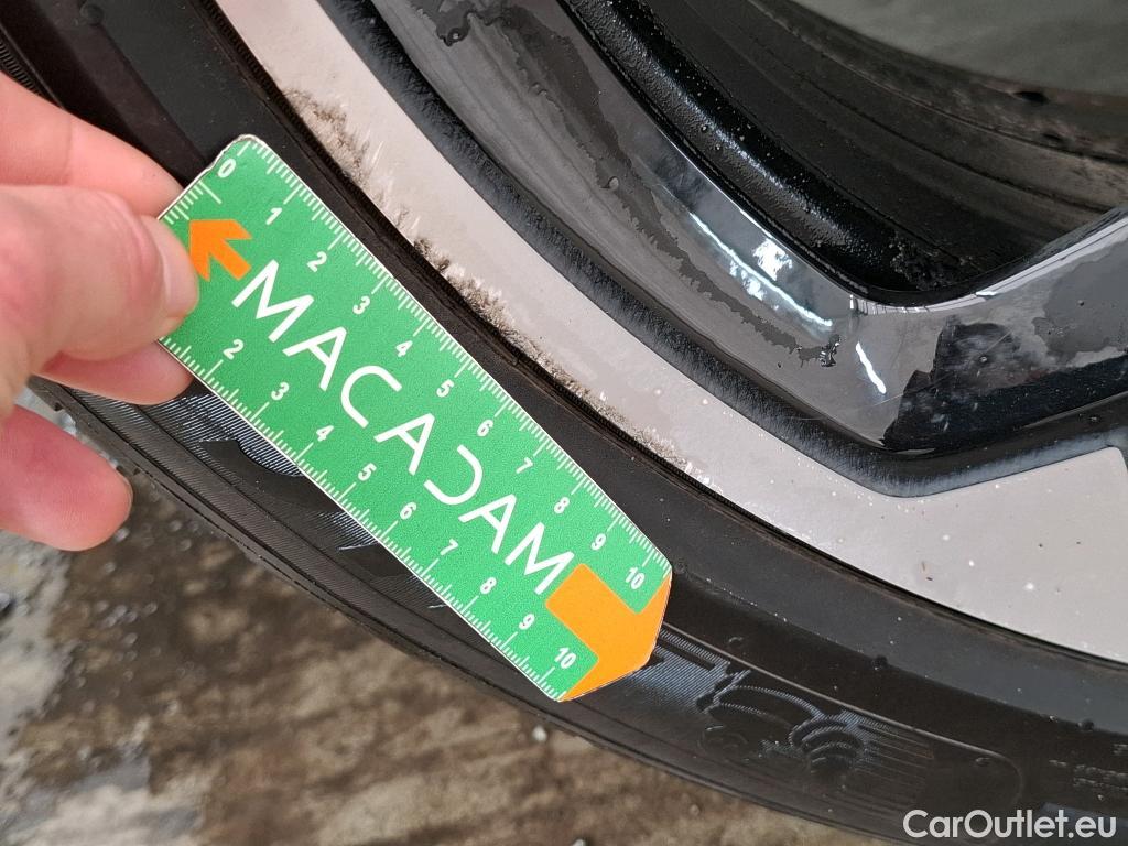  DS  DS7 DS DS 7 Crossback / 2017 / 5P / SUV E-TENSE 4x4 300 Louvre(SL) #34