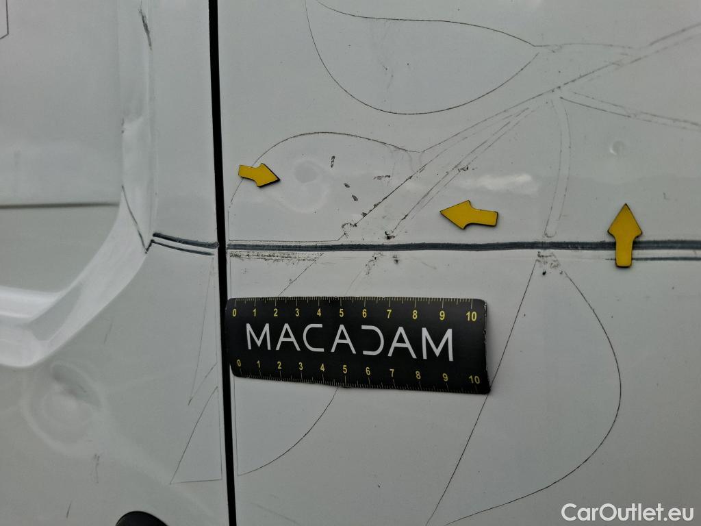  Volkswagen  Crafter  Fourgon e- 35 Fourgon mittellang Hochdach FWD 35kWh BVA #87