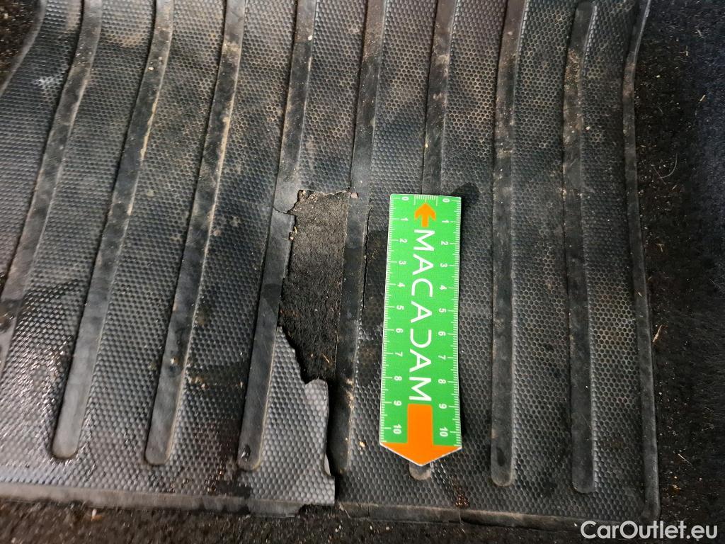  Citroen  C4  X Feel Pack 1.2 PureTech 130CV BVA8 6E #5