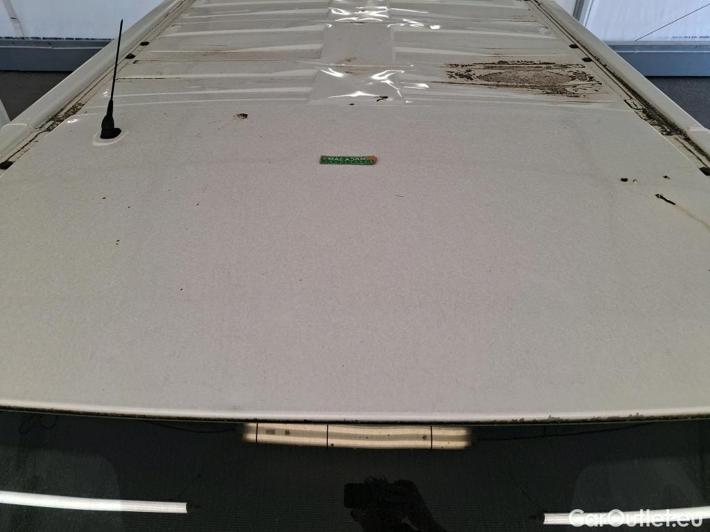  Renault  Trafic RENAULT  VU 4p Fourgon FG-GCF L1H1 1000 dCi 90 #12