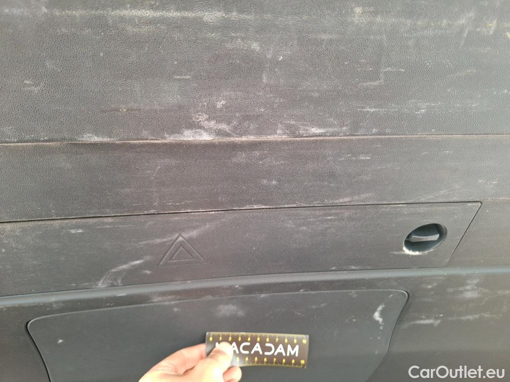  Citroen  C4 Grand Picasso /Spacetourer Shine 1.5 BlueHDi 130CV BVA8 E6d / VO RECONDITIONNE - PHOTOS AVANT RECONDITIONNEMENT #17