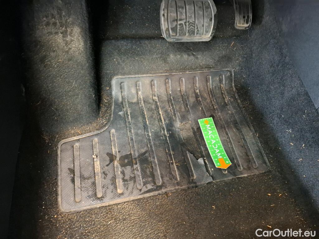  Citroen  C4  X Feel Pack 1.2 PureTech 130CV BVA8 6E #4