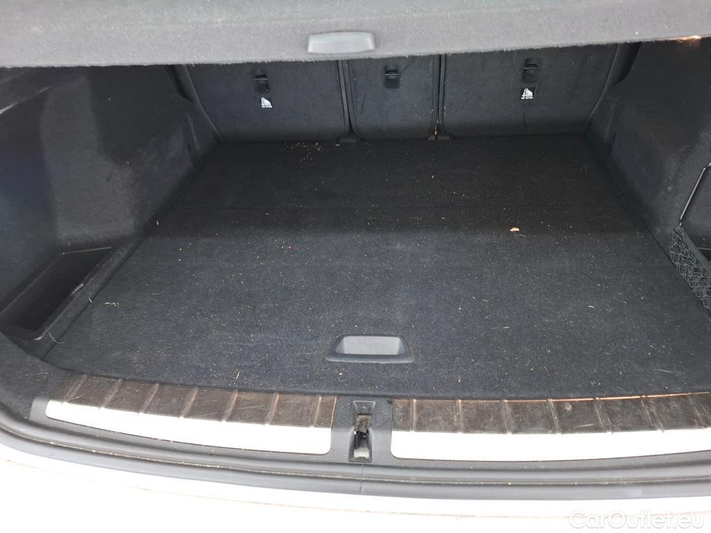  Bmw  X1 Série  sDrive 18 i xLine 1.5 135CV BVA7 E6d #20