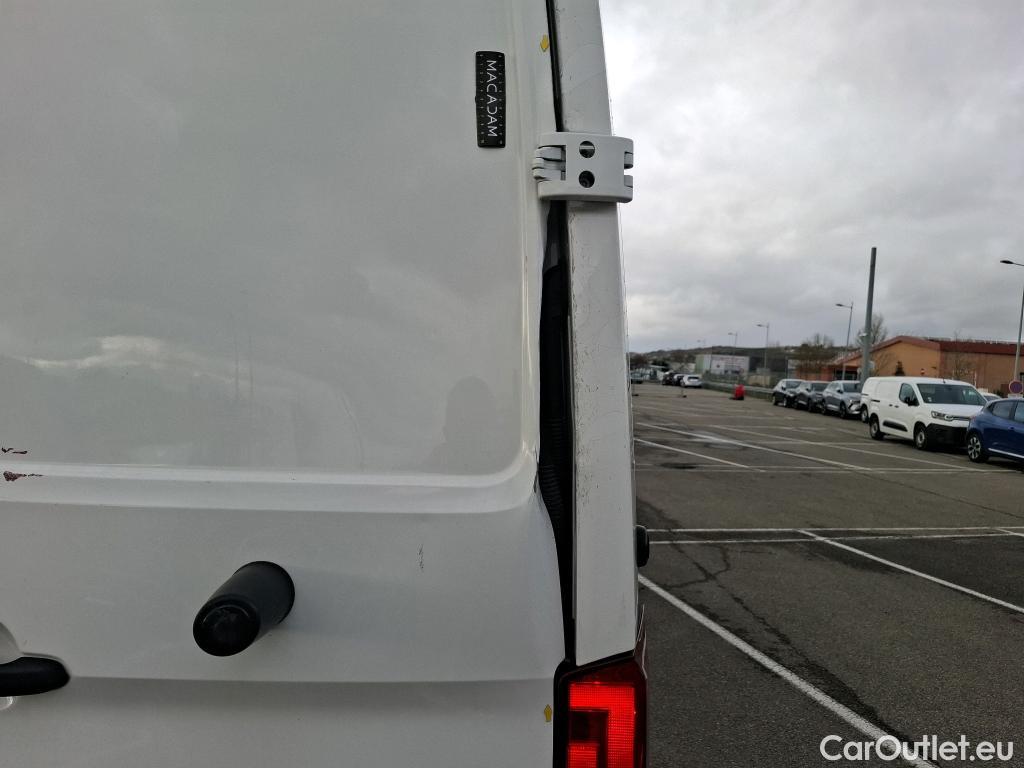  Volkswagen  Crafter  Fourgon e- 35 Fourgon mittellang Hochdach FWD 35kWh BVA #2