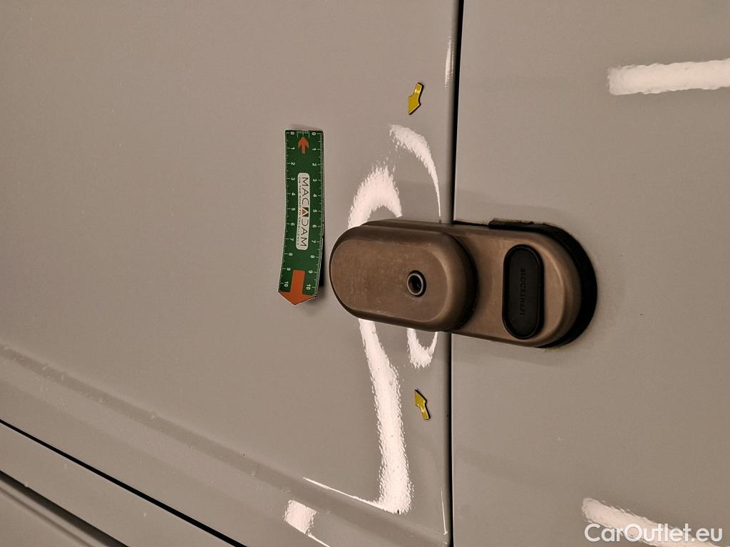  Renault  Trafic  Fourgon L1H1 3T Grand Confort 2.0 dCi 130CV BVM6 E6d #2