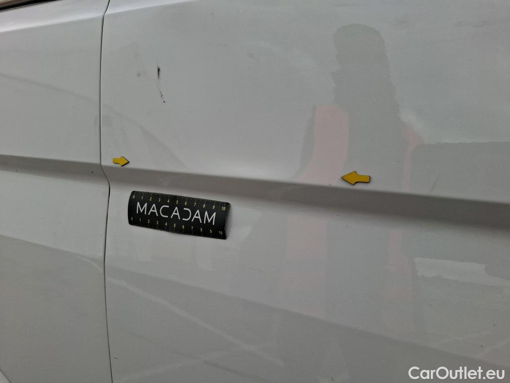  Volkswagen  Crafter  Fourgon e- 35 Fourgon mittellang Hochdach FWD 35kWh BVA #33