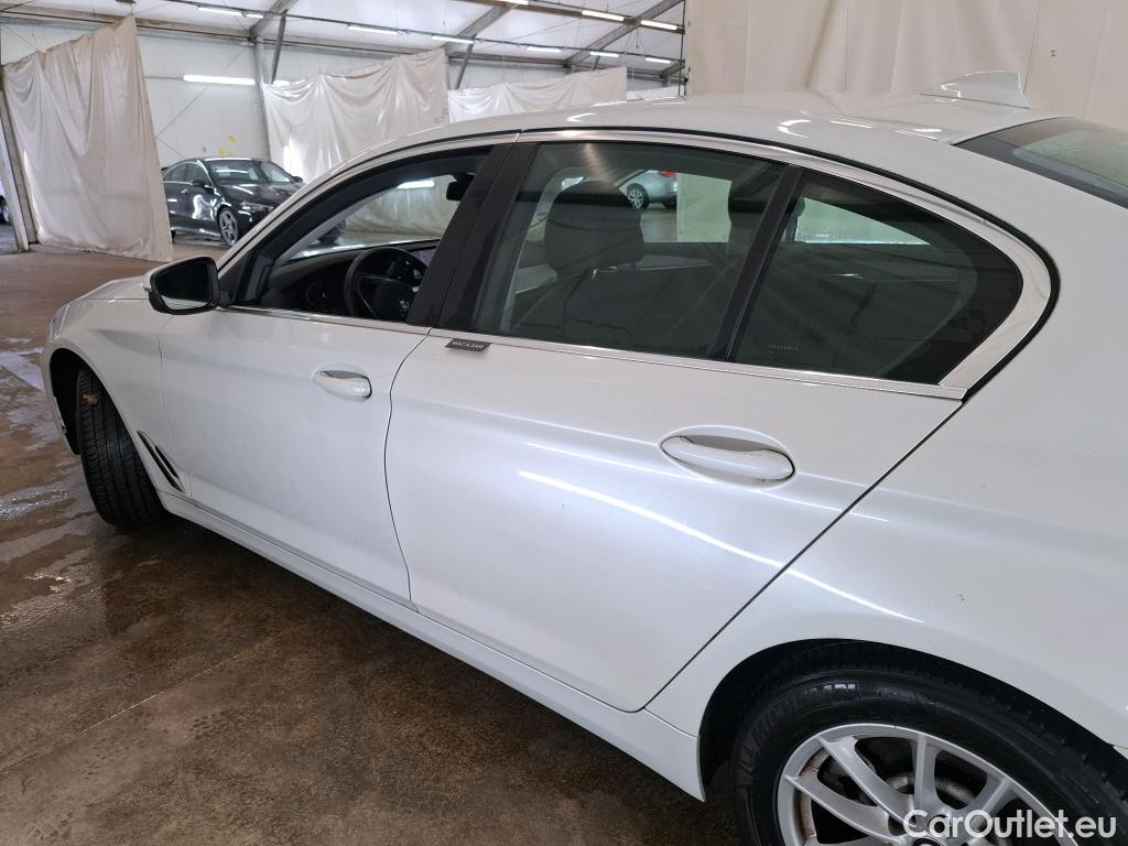  Bmw  Serie 5 Série 5 Berline 518d Lounge 2.0 150CV BVA8 E6dT #35