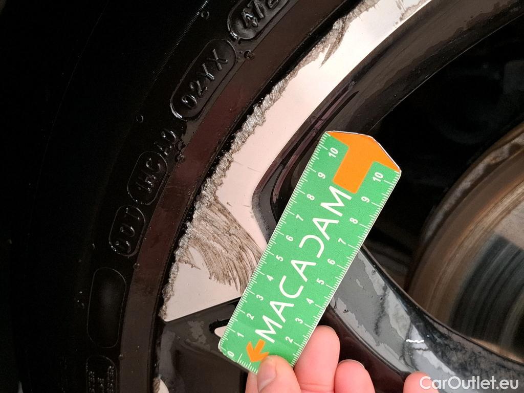  DS  DS7 DS DS 7 Crossback / 2017 / 5P / SUV E-TENSE 4x4 300 Louvre(SL) #48