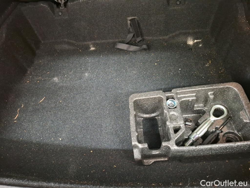  Bmw  X1 Série  sDrive 18 i xLine 1.5 135CV BVA7 E6d #19