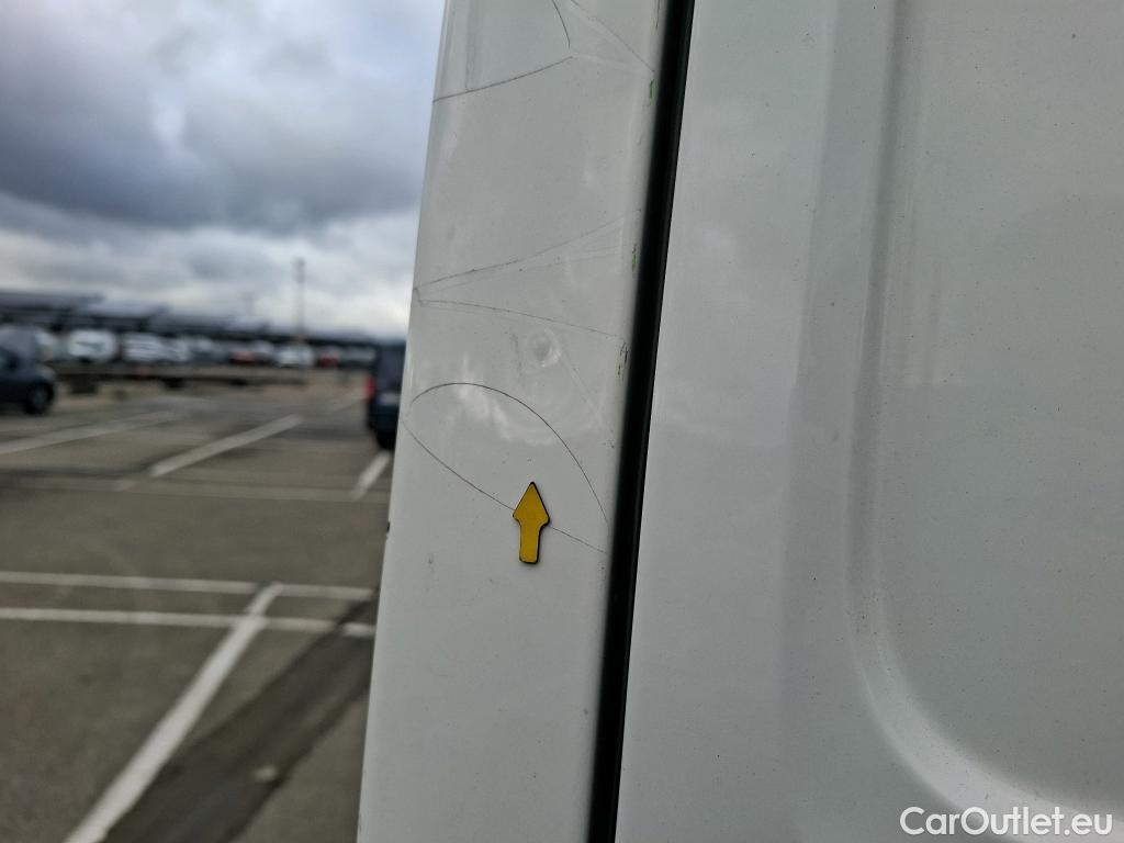  Volkswagen  Crafter  Fourgon e- 35 Fourgon mittellang Hochdach FWD 35kWh BVA #89