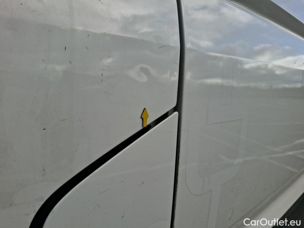  Volkswagen  Crafter  Fourgon e- 35 Fourgon mittellang Hochdach FWD 35kWh BVA #54