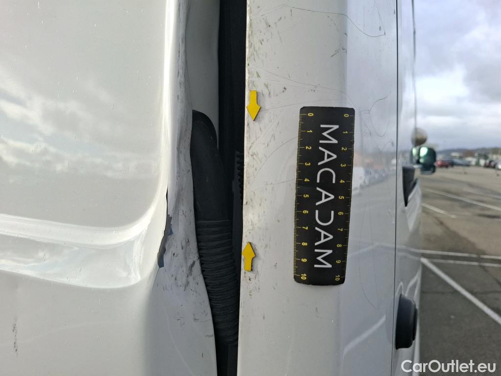  Volkswagen  Crafter  Fourgon e- 35 Fourgon mittellang Hochdach FWD 35kWh BVA #61