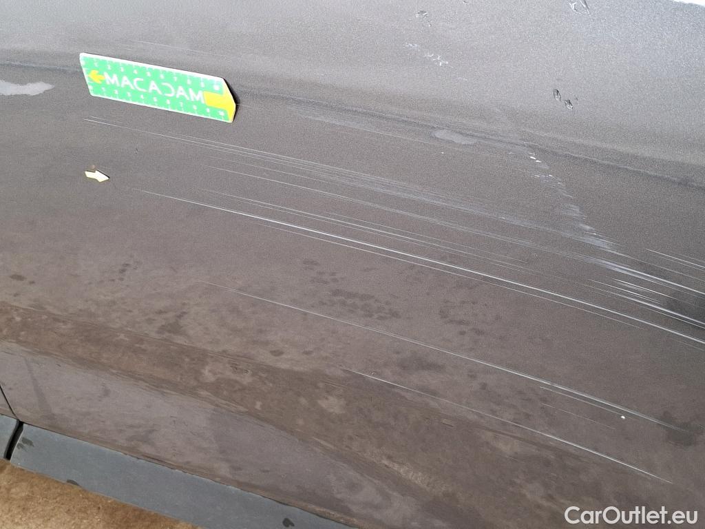  DS  DS7 DS DS 7 Crossback / 2017 / 5P / SUV E-TENSE 4x4 300 Louvre(SL) #9