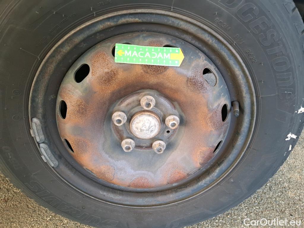  Renault  Trafic RENAULT  VU 4p Fourgon FG-GCF L1H1 1000 dCi 90 #51