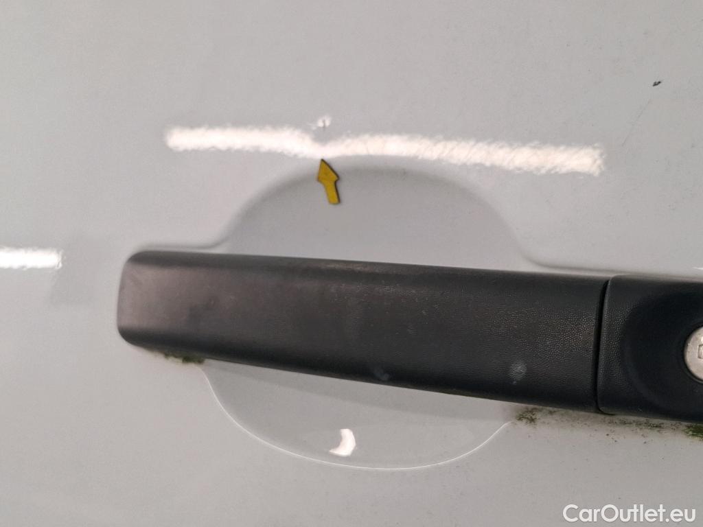  Renault  Trafic RENAULT  VU 4p Fourgon FG-GCF L1H1 1000 dCi 90 #66