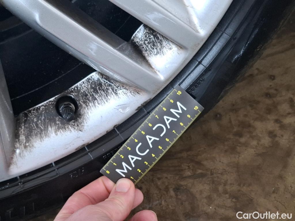  Mini  Countryman MINI  5p Crossover Cooper Finition Red Hot Chili 136 BVM6 #13