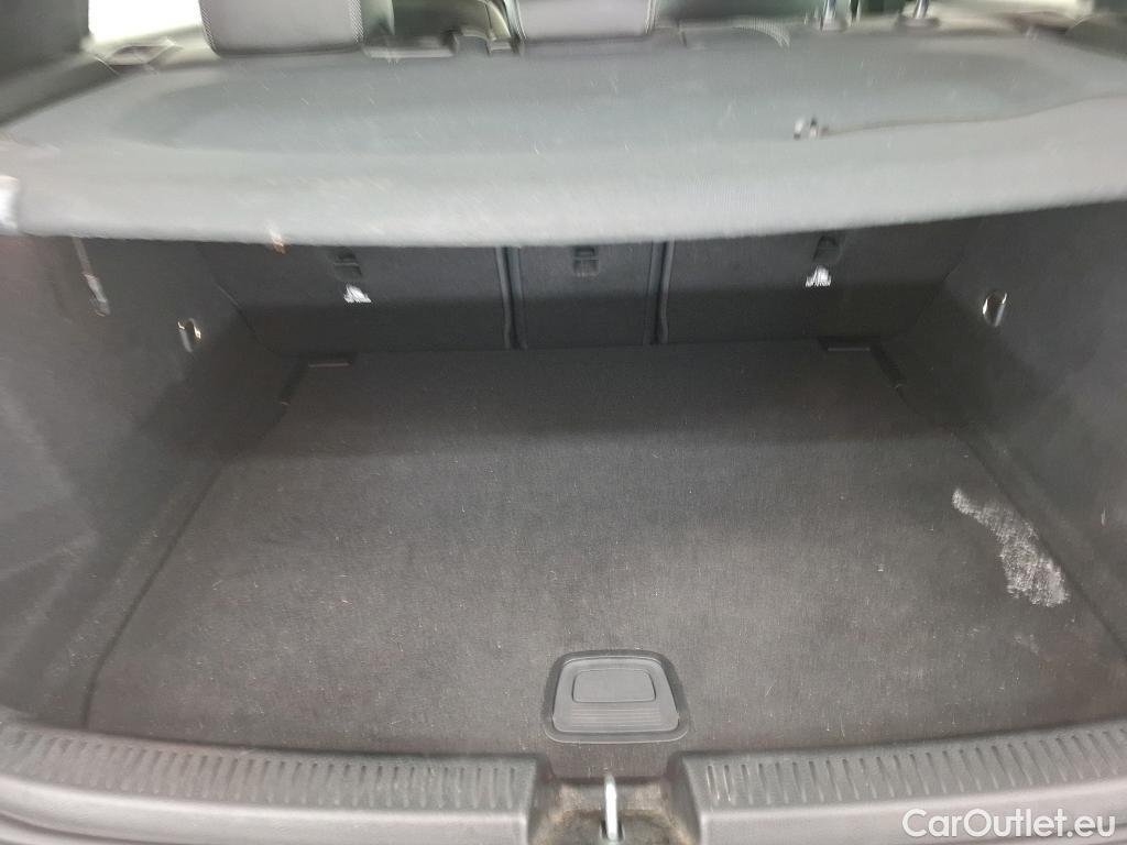  Mercedes  A-Klasse MERCEDES-BENZ Classe A Compact / 2018 / 5P / Berline A 180 d Business Line 8G-DCT #1