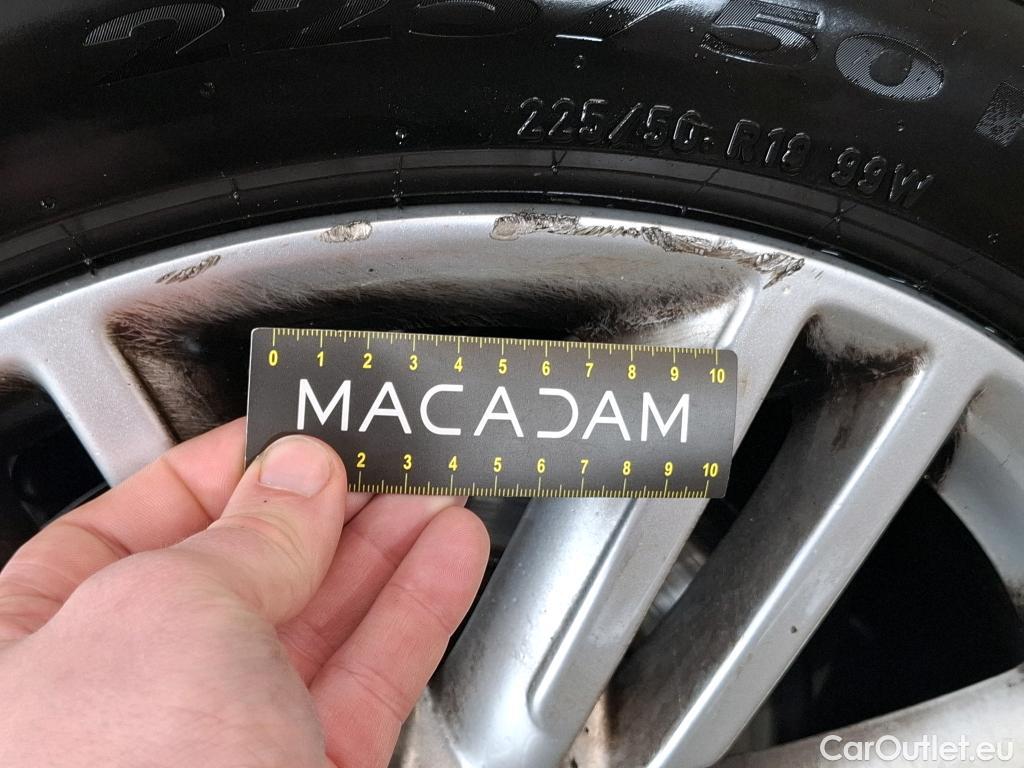  Mini  Countryman MINI  5p Crossover Cooper Finition Red Hot Chili 136 BVM6 #10