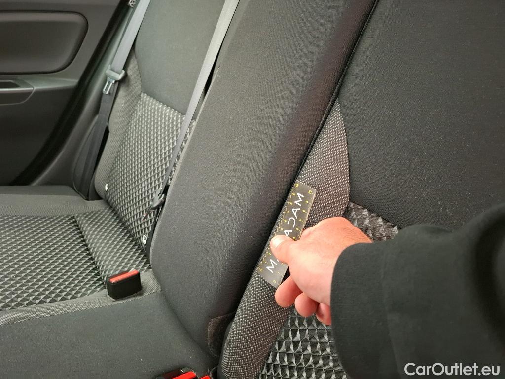  Nissan  Micra NISSAN  / 2016 / 5P / Berline IG-T 92 Acenta / VO RECONDITIONNE - PHOTOS AVANT RECONDITIONNEMENT #11