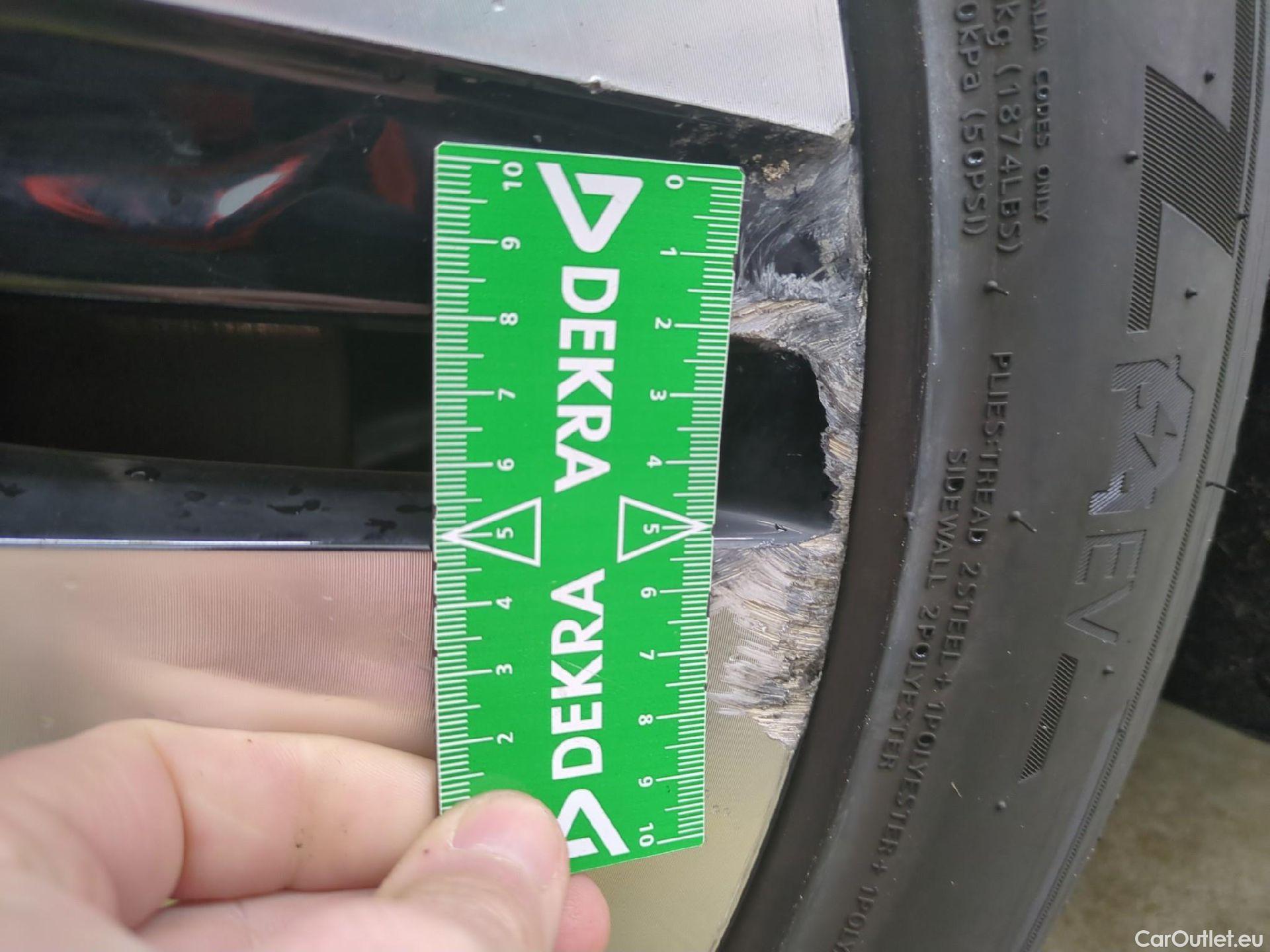  Hyundai   Ioniq Ioniq 6 Creative Electrique 77kWh BVA #3