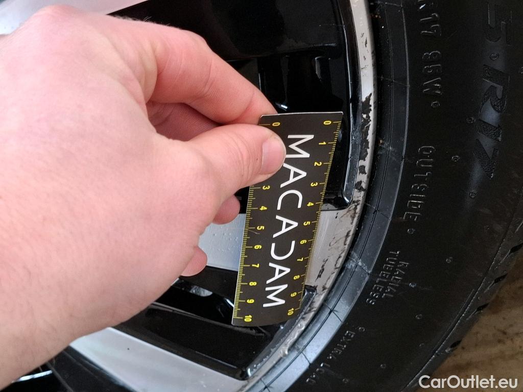  Mercedes  A-Klasse MERCEDES-BENZ Classe A Compact / 2018 / 5P / Berline A 180 d Business Line 8G-DCT #10