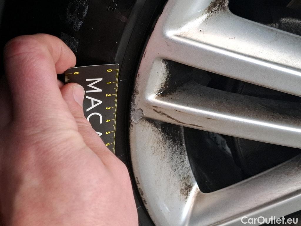  Mini  Countryman MINI  5p Crossover Cooper Finition Red Hot Chili 136 BVM6 #7