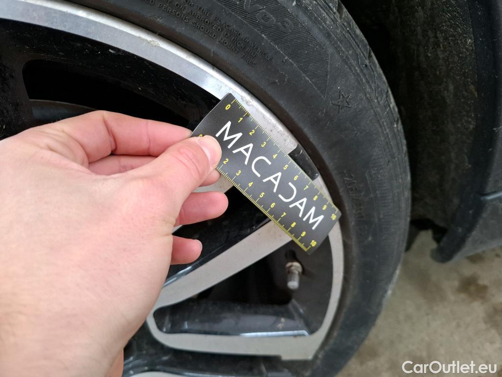  Mini  Mini   / 2021 / 3P / Berline Cooper SE Finition  Yours 184 ch BVA #49