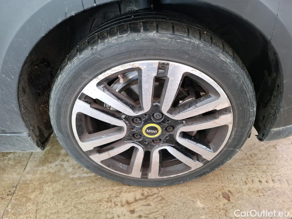  Mini  Mini   / 2021 / 3P / Berline Cooper SE Finition  Yours 184 ch BVA #28