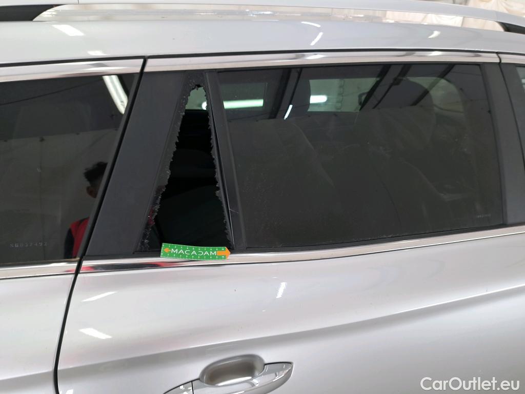  Land Rover  Discovery MG MG5 / 2022 / 5P / Break Luxury 61kWh #12