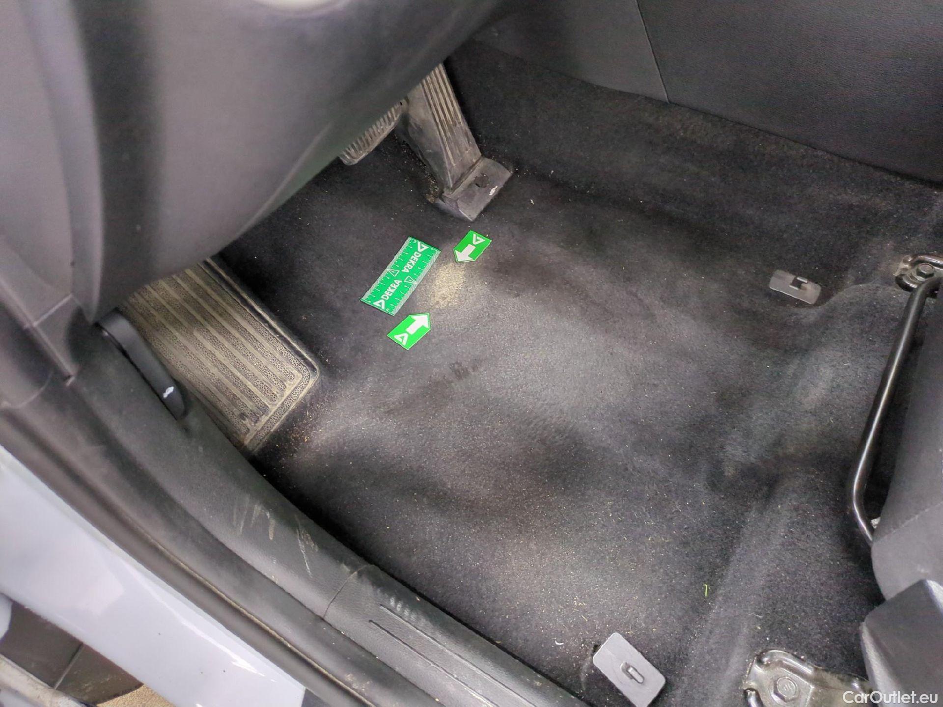  KIA  Sportage KIA  / 2021 / 5P / SUV 1.6 T-GDI 265 PHEV AUTO 4WD ACTIVE BUSIN #2