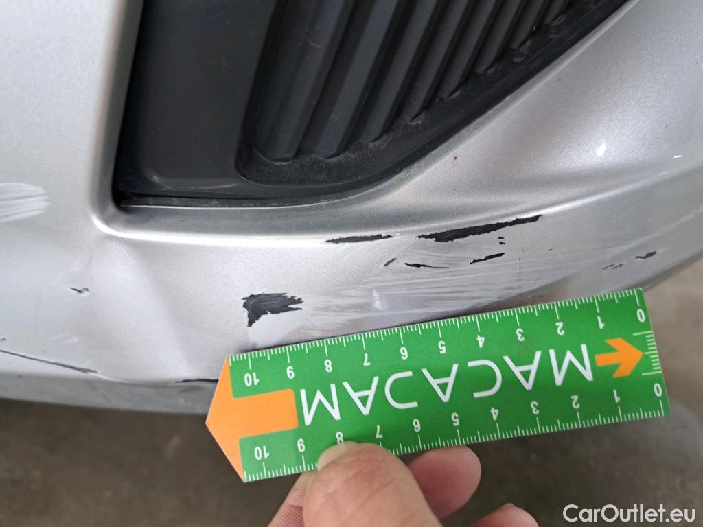  Land Rover  Discovery MG MG5 / 2022 / 5P / Break Luxury 61kWh #6