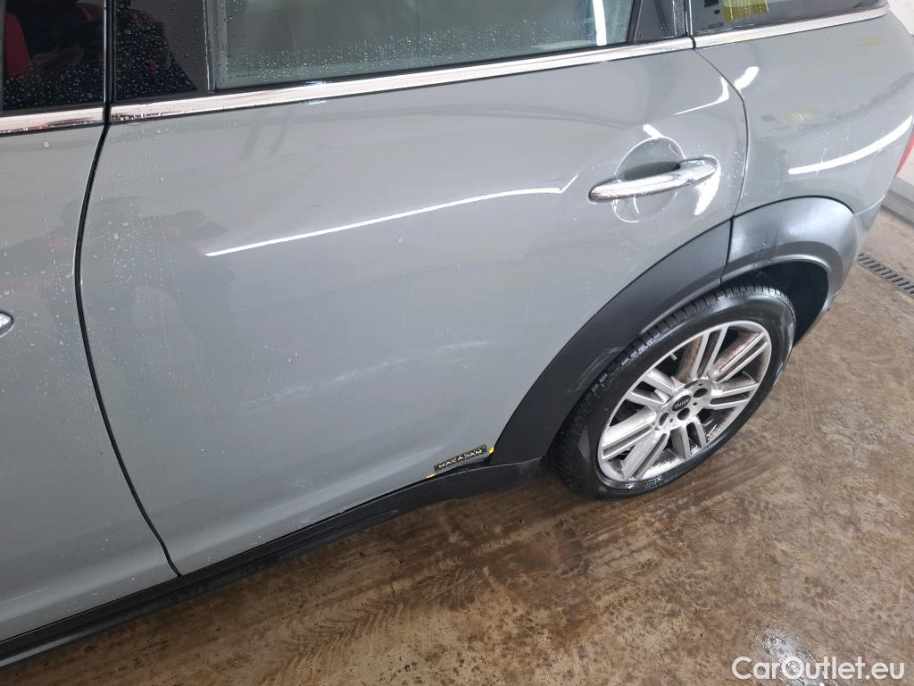  Mini  Countryman MINI  5p Crossover Cooper Finition Red Hot Chili 136 BVM6 #1