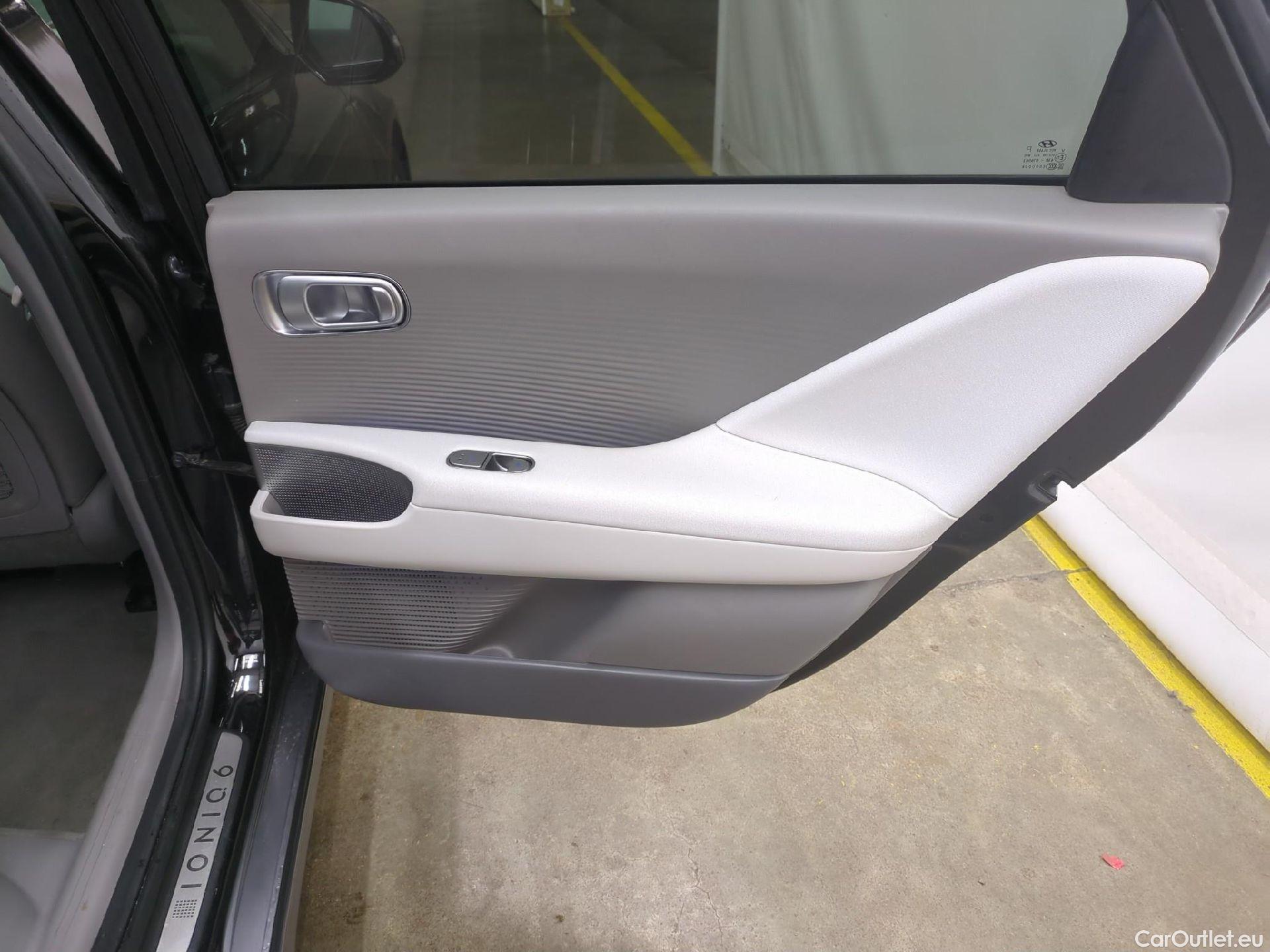  Hyundai   Ioniq Ioniq 6 Creative Electrique 77kWh BVA #27