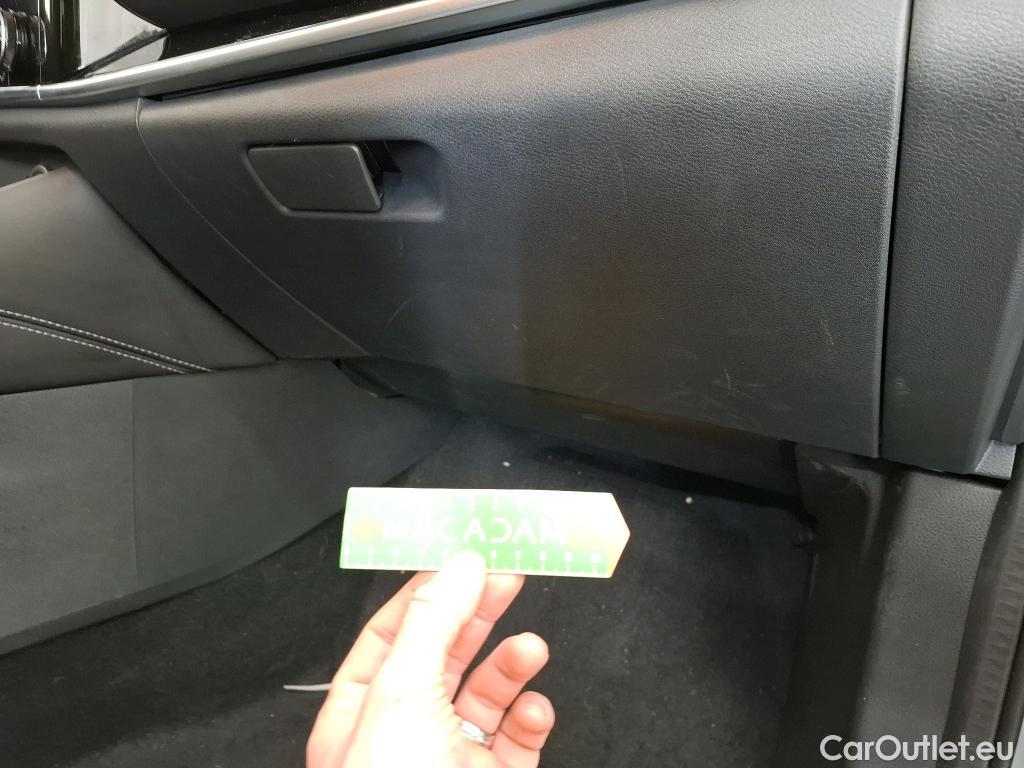  Nissan  Qashqai NISSAN  / 2021 / 5P / Crossover 1.3 MHEV 158ch Xtronic N-Style(SP) #8