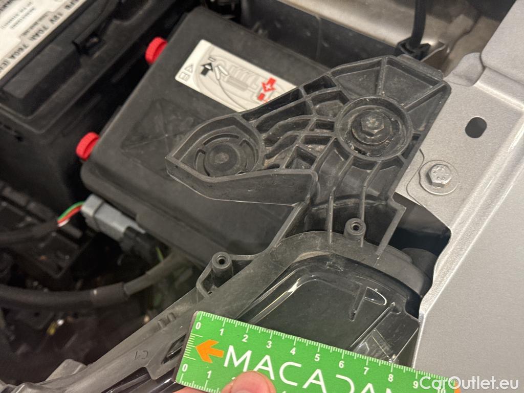  Peugeot  2008  Allure Business 1.2 PureTech 100CV BVM6 E6d #3