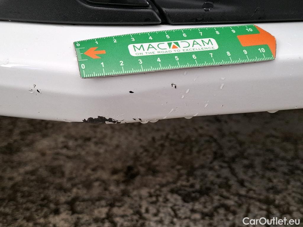  Peugeot  208  Active 1.6 HDi 100CV BVM5 E6 #8