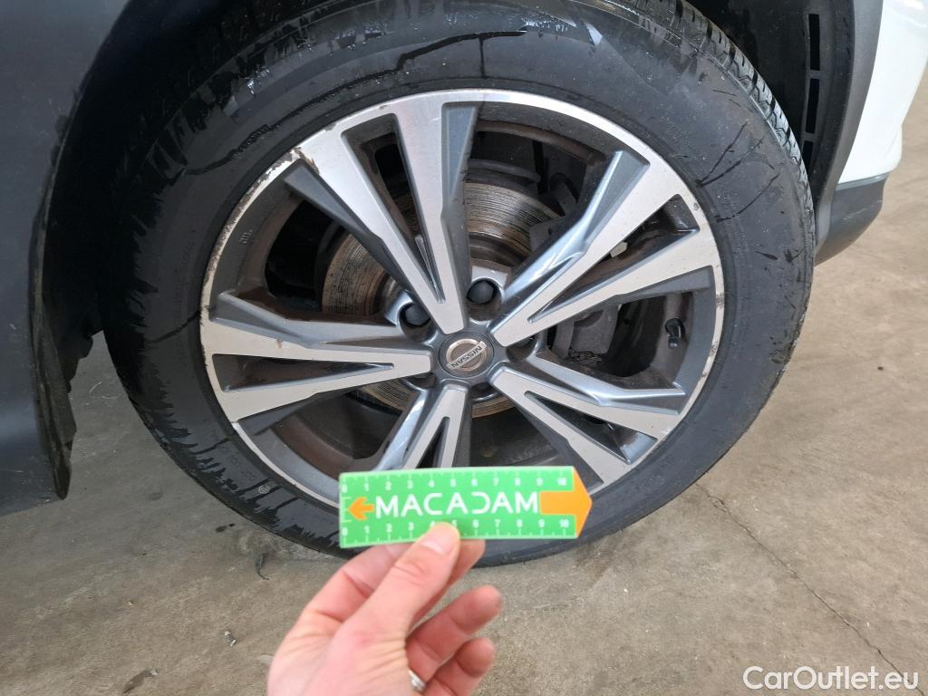  Nissan  Qashqai NISSAN  5p Crossover 1.2 DIG-T 115 N-Connecta #1