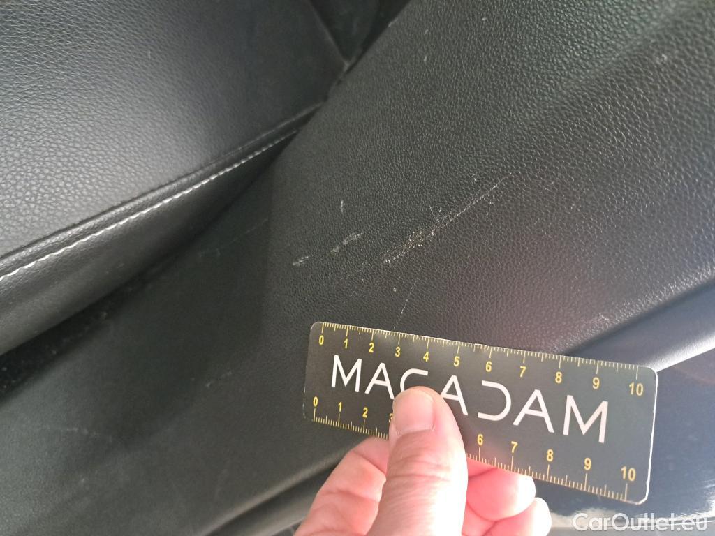  Opel   Grandland X Grandland X Elegance Business 1.5 130CV BVA8 E6d #9