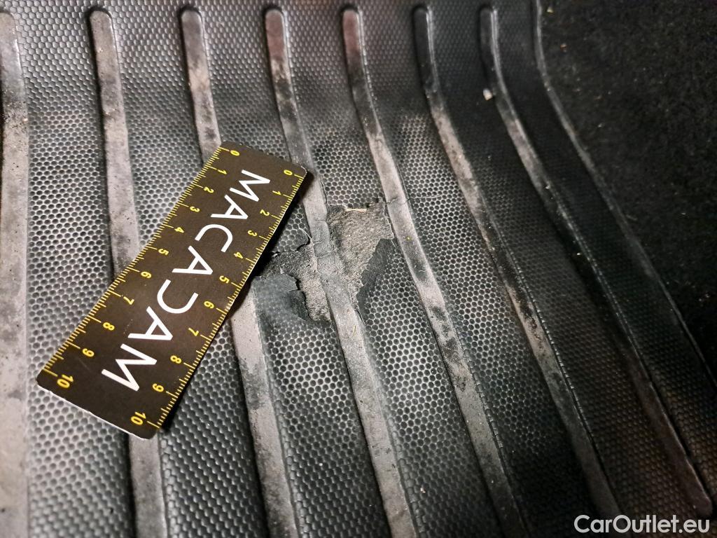  Peugeot  2008  Active Business 1.2 PureTech 100CV BVM6 E6d #26